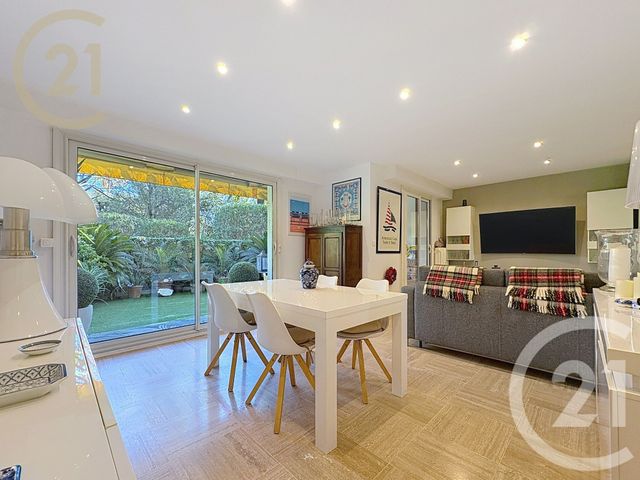 Appartement F3 à vendre - 2 pièces - 58.0 m2 - CANNES - 06 - PROVENCE-ALPES-COTE-D-AZUR - Century 21 Immobilier Service