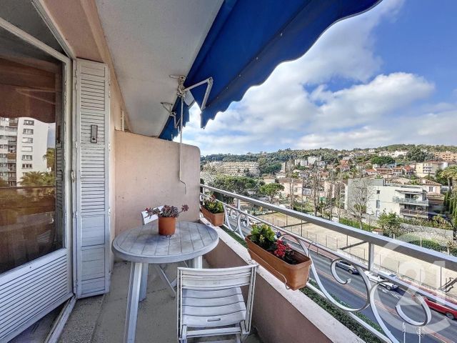 Appartement à vendre - 3 pièces - 67.52 m2 - CANNES - 06 - PROVENCE-ALPES-COTE-D-AZUR - Century 21 Immobilier Service