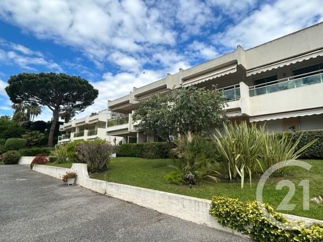 parking - CANNES - 06