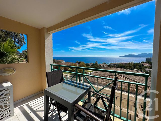Appartement F3 à vendre - 3 pièces - 37.35 m2 - CANNES LA BOCCA - 06 - PROVENCE-ALPES-COTE-D-AZUR - Century 21 Immobilier Service