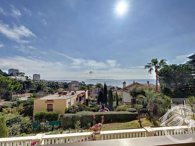 Appartement F2 à louer CANNES LA BOCCA