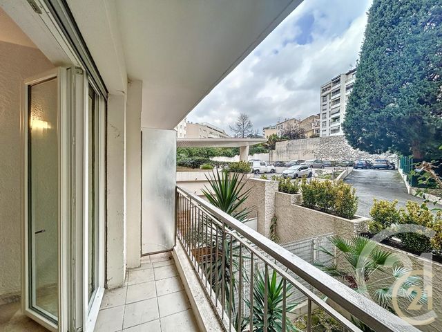 Appartement F1 à louer - 1 pièce - 27.2 m2 - LE CANNET - 06 - PROVENCE-ALPES-COTE-D-AZUR - Century 21 Immobilier Service