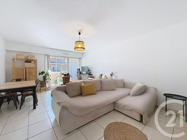 Appartement T2 à vendre - 2 pièces - 49.01 m2 - CANNES - 06 - PROVENCE-ALPES-COTE-D-AZUR - Century 21 Immobilier Service