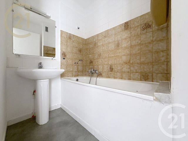 Appartement F4 à vendre - 4 pièces - 65.1 m2 - LE CANNET - 06 - PROVENCE-ALPES-COTE-D-AZUR - Century 21 Immobilier Service