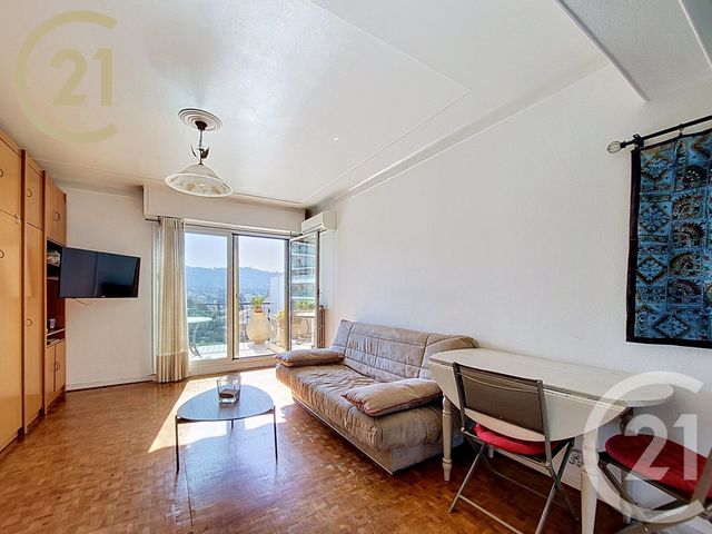 Appartement F1 à vendre - 1 pièce - 35.23 m2 - CANNES - 06 - PROVENCE-ALPES-COTE-D-AZUR - Century 21 Immobilier Service