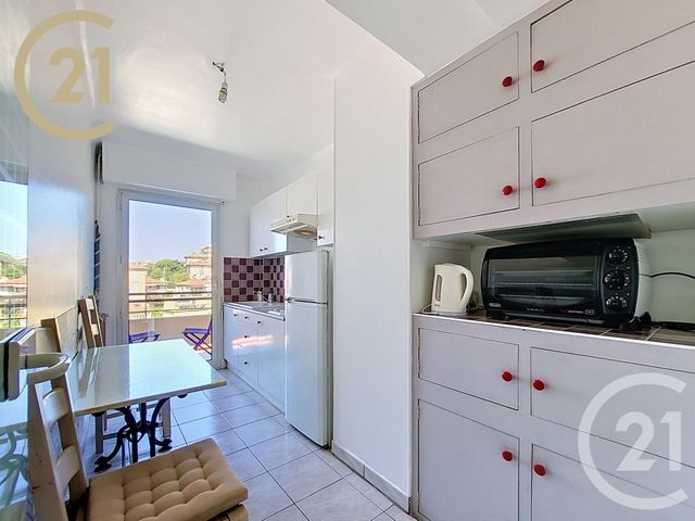 Appartement F1 à vendre - 1 pièce - 35.23 m2 - CANNES - 06 - PROVENCE-ALPES-COTE-D-AZUR - Century 21 Immobilier Service