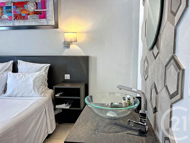Appartement F3 à vendre - 3 pièces - 68.07 m2 - CANNES - 06 - PROVENCE-ALPES-COTE-D-AZUR - Century 21 Immobilier Service