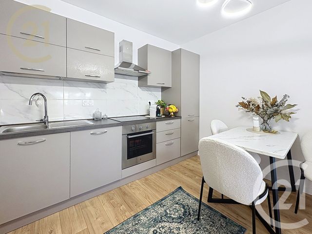 Afficher la photo en grand Appartement F3 à vendre - 3 pièces - 54.56 m2 - CANNES - 06 - PROVENCE-ALPES-COTE-D-AZUR - Century 21 Immobilier Service