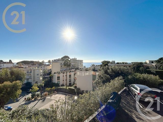 Appartement F2 à vendre - 2 pièces - 52.5 m2 - CANNES - 06 - PROVENCE-ALPES-COTE-D-AZUR - Century 21 Immobilier Service