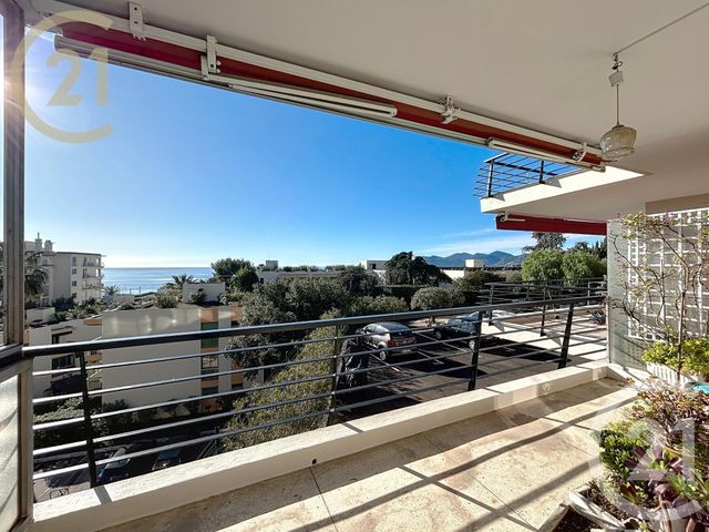Appartement F2 à vendre - 2 pièces - 52.5 m2 - CANNES - 06 - PROVENCE-ALPES-COTE-D-AZUR - Century 21 Immobilier Service