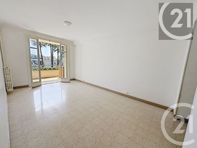 Appartement F2 à vendre - 2 pièces - 48.19 m2 - CANNES - 06 - PROVENCE-ALPES-COTE-D-AZUR - Century 21 Immobilier Service