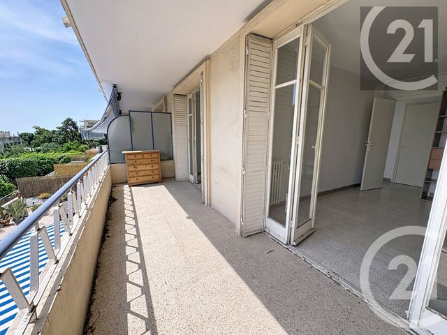 Appartement F2 à vendre - 2 pièces - 48.19 m2 - CANNES - 06 - PROVENCE-ALPES-COTE-D-AZUR - Century 21 Immobilier Service