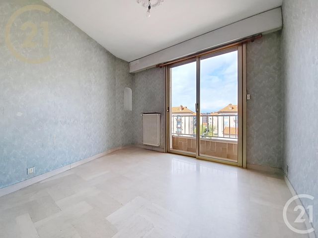 Appartement F3 à vendre - 3 pièces - 78.48 m2 - CANNES LA BOCCA - 06 - PROVENCE-ALPES-COTE-D-AZUR - Century 21 Immobilier Service