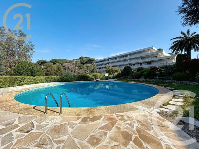 Appartement F3 à vendre - 3 pièces - 79.63 m2 - CANNES LA BOCCA - 06 - PROVENCE-ALPES-COTE-D-AZUR - Century 21 Immobilier Service
