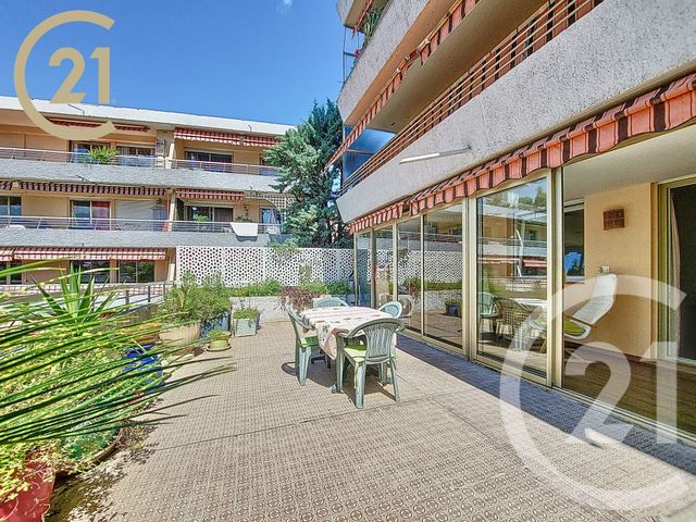 Appartement F2 à vendre - 2 pièces - 47.89 m2 - LE CANNET - 06 - PROVENCE-ALPES-COTE-D-AZUR - Century 21 Immobilier Service