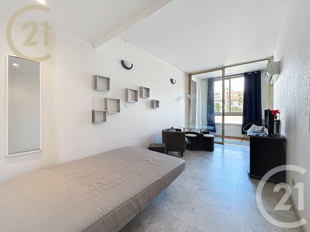 Appartement F1 à vendre - 1 pièce - 30.77 m2 - CANNES - 06 - PROVENCE-ALPES-COTE-D-AZUR - Century 21 Immobilier Service