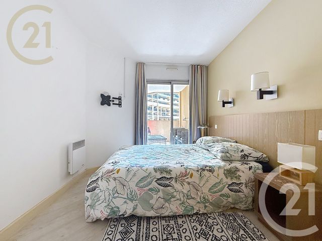 Afficher la photo en grand Appartement T3 à vendre - 3 pièces - 35.64 m2 - CANNES LA BOCCA - 06 - PROVENCE-ALPES-COTE-D-AZUR - Century 21 Immobilier Service