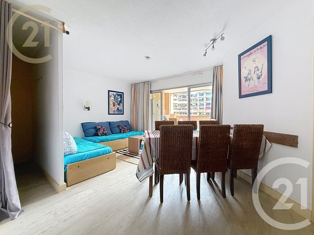 Afficher la photo en grand Appartement T3 à vendre - 3 pièces - 35.64 m2 - CANNES LA BOCCA - 06 - PROVENCE-ALPES-COTE-D-AZUR - Century 21 Immobilier Service