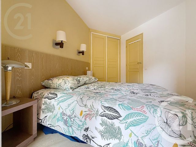 Afficher la photo en grand Appartement T3 à vendre - 3 pièces - 35.64 m2 - CANNES LA BOCCA - 06 - PROVENCE-ALPES-COTE-D-AZUR - Century 21 Immobilier Service