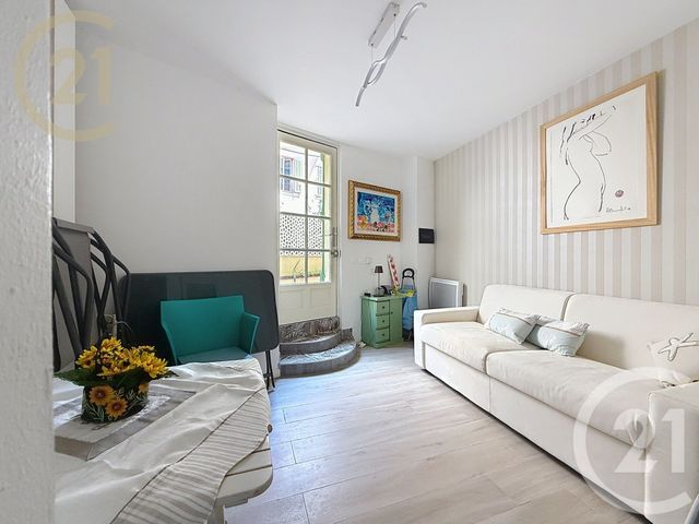 Appartement Studio à vendre - 1 pièce - 16.34 m2 - CANNES - 06 - PROVENCE-ALPES-COTE-D-AZUR - Century 21 Immobilier Service