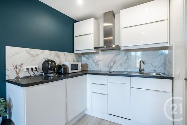 Afficher la photo en grand Appartement F2 à vendre - 2 pièces - 26.89 m2 - CANNES - 06 - PROVENCE-ALPES-COTE-D-AZUR - Century 21 Immobilier Service