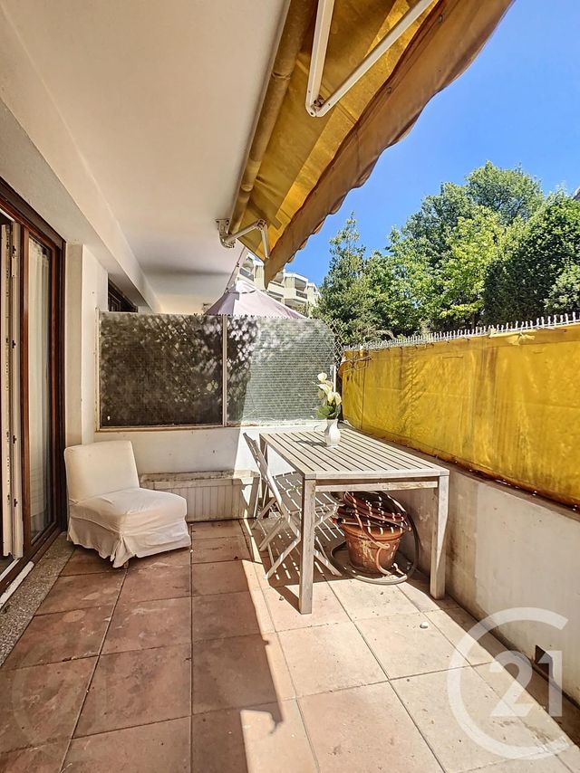 Appartement F1 à louer - 1 pièce - 30.9 m2 - CANNES - 06 - PROVENCE-ALPES-COTE-D-AZUR - Century 21 Immobilier Service
