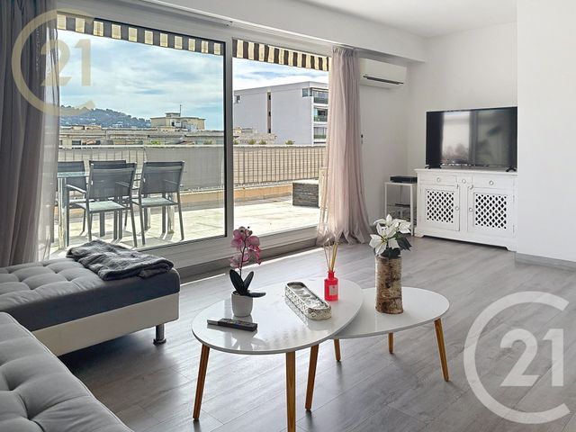 Appartement F3 à vendre - 3 pièces - 81.86 m2 - CANNES - 06 - PROVENCE-ALPES-COTE-D-AZUR - Century 21 Immobilier Service