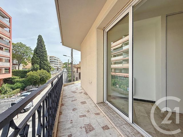 Appartement F3 à louer - 3 pièces - 61.05 m2 - CANNES - 06 - PROVENCE-ALPES-COTE-D-AZUR - Century 21 Immobilier Service