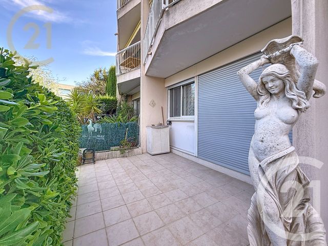 Appartement F2 à vendre - 2 pièces - 53.74 m2 - CANNES - 06 - PROVENCE-ALPES-COTE-D-AZUR - Century 21 Immobilier Service