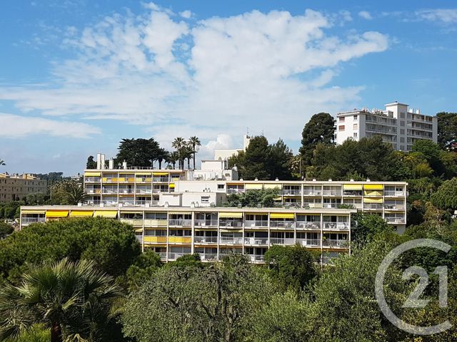 Appartement F2 à vendre - 2 pièces - 53.74 m2 - CANNES - 06 - PROVENCE-ALPES-COTE-D-AZUR - Century 21 Immobilier Service