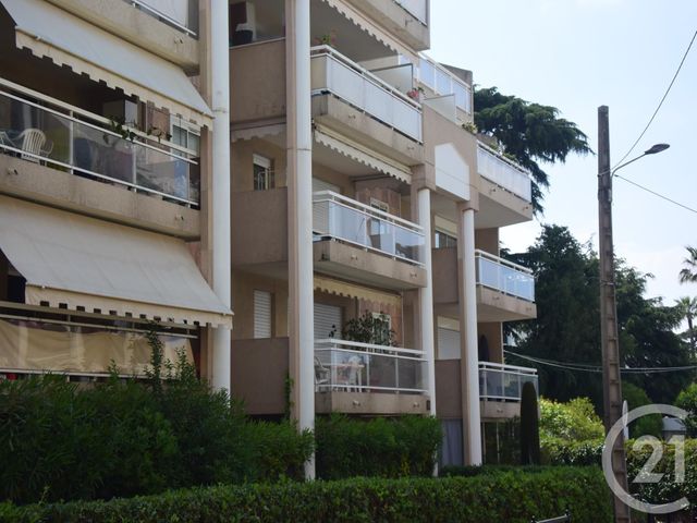 Appartement F2 à vendre - 2 pièces - 49.24 m2 - CANNES - 06 - PROVENCE-ALPES-COTE-D-AZUR - Century 21 Immobilier Service