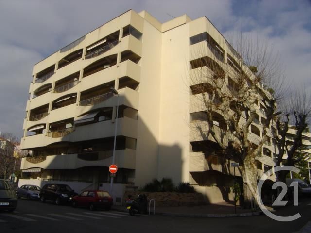 parking à louer - 15.0 m2 - CANNES - 06 - PROVENCE-ALPES-COTE-D-AZUR - Century 21 Immobilier Service