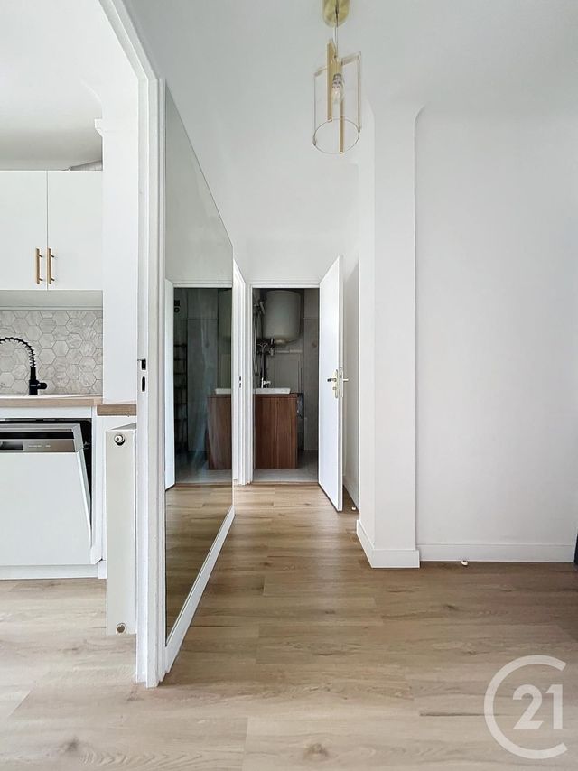 Appartement F2 à louer - 2 pièces - 40.13 m2 - CANNES LA BOCCA - 06 - PROVENCE-ALPES-COTE-D-AZUR - Century 21 Immobilier Service