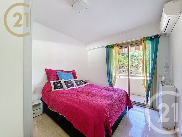 Afficher la photo en grand Appartement F3 à vendre - 3 pièces - 82.4 m2 - CANNES - 06 - PROVENCE-ALPES-COTE-D-AZUR - Century 21 Immobilier Service