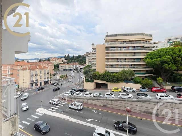 Appartement F1 à vendre - 1 pièce - 23.65 m2 - CANNES - 06 - PROVENCE-ALPES-COTE-D-AZUR - Century 21 Immobilier Service
