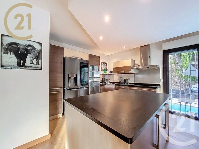 Appartement F4 à vendre - 4 pièces - 176.44 m2 - CANNES - 06 - PROVENCE-ALPES-COTE-D-AZUR - Century 21 Immobilier Service