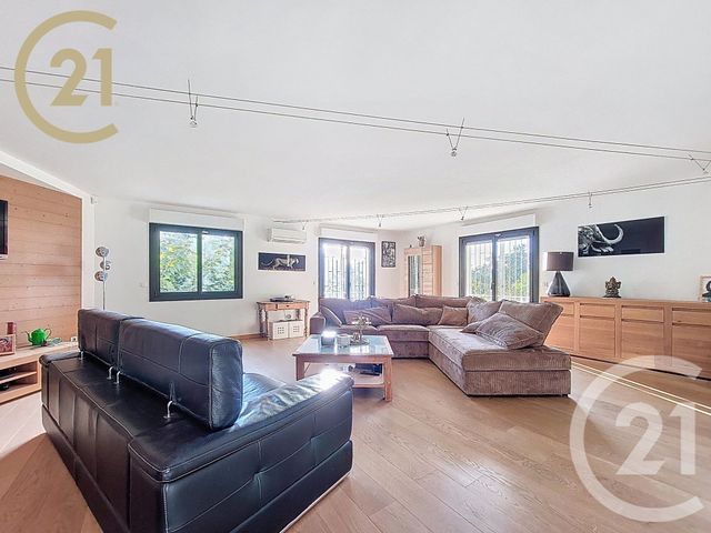 Appartement F4 à vendre - 4 pièces - 176.44 m2 - CANNES - 06 - PROVENCE-ALPES-COTE-D-AZUR - Century 21 Immobilier Service