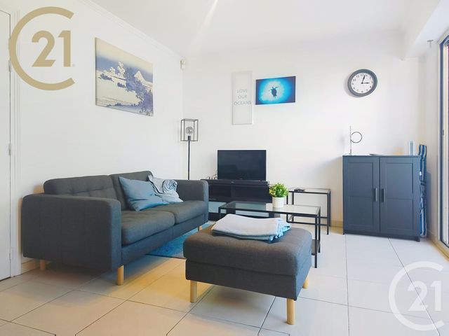 Afficher la photo en grand Appartement T2 à vendre - 2 pièces - 37.48 m2 - CANNES - 06 - PROVENCE-ALPES-COTE-D-AZUR - Century 21 Immobilier Service