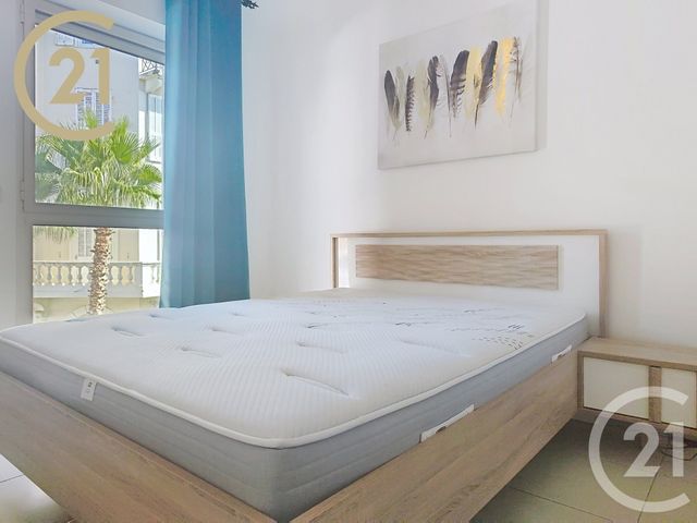 Afficher la photo en grand Appartement T2 à vendre - 2 pièces - 37.48 m2 - CANNES - 06 - PROVENCE-ALPES-COTE-D-AZUR - Century 21 Immobilier Service