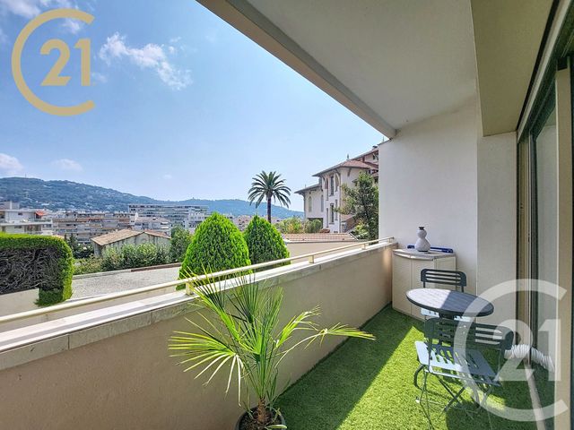 Appartement F2 à vendre CANNES