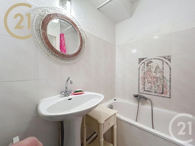 Appartement Studio à vendre - 1 pièce - 31.0 m2 - CANNES - 06 - PROVENCE-ALPES-COTE-D-AZUR - Century 21 Immobilier Service