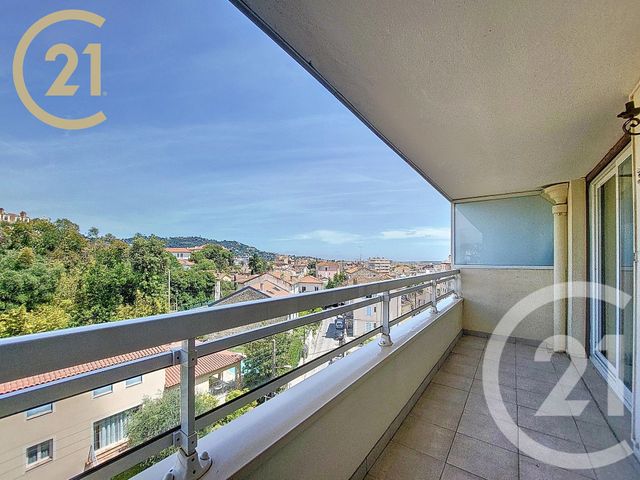 Afficher la photo en grand Appartement F3 à vendre - 3 pièces - 62.01 m2 - CANNES - 06 - PROVENCE-ALPES-COTE-D-AZUR - Century 21 Immobilier Service