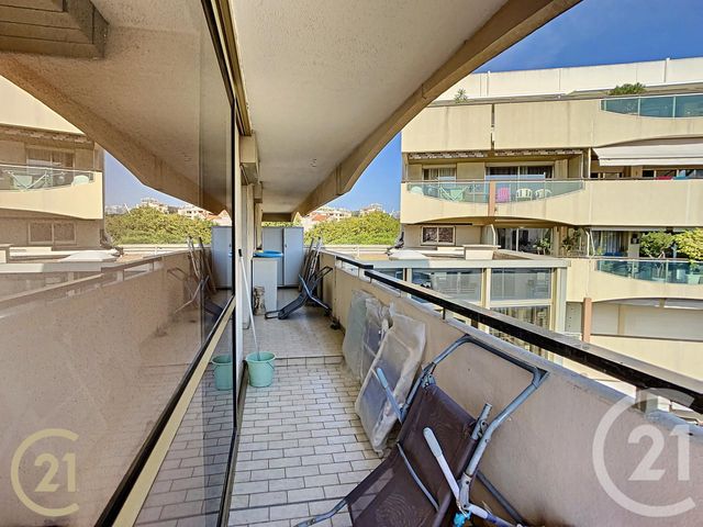 Afficher la photo en grand Appartement F2 à louer - 2 pièces - 32.61 m2 - CANNES - 06 - PROVENCE-ALPES-COTE-D-AZUR - Century 21 Immobilier Service