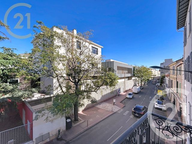 Afficher la photo en grand Appartement F2 à vendre - 2 pièces - 27.63 m2 - CANNES - 06 - PROVENCE-ALPES-COTE-D-AZUR - Century 21 Immobilier Service