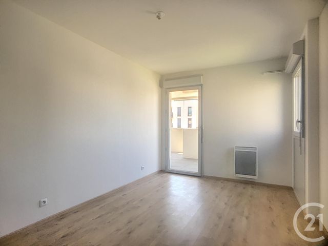 Appartement F2 à louer - 2 pièces - 47.3 m2 - CANNES LA BOCCA - 06 - PROVENCE-ALPES-COTE-D-AZUR - Century 21 Immobilier Service