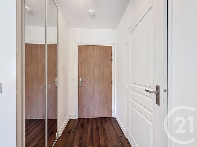 Appartement T2 à louer - 2 pièces - 38.03 m2 - CANNES LA BOCCA - 06 - PROVENCE-ALPES-COTE-D-AZUR - Century 21 Immobilier Service