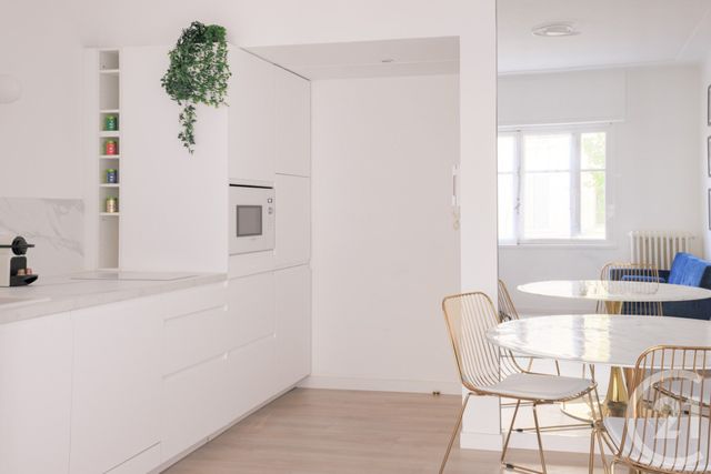 Appartement F2 à vendre - 2 pièces - 30.01 m2 - CANNES - 06 - PROVENCE-ALPES-COTE-D-AZUR - Century 21 Immobilier Service