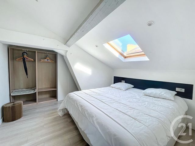 Appartement T2 à louer - 2 pièces - 23.25 m2 - CANNES - 06 - PROVENCE-ALPES-COTE-D-AZUR - Century 21 Immobilier Service