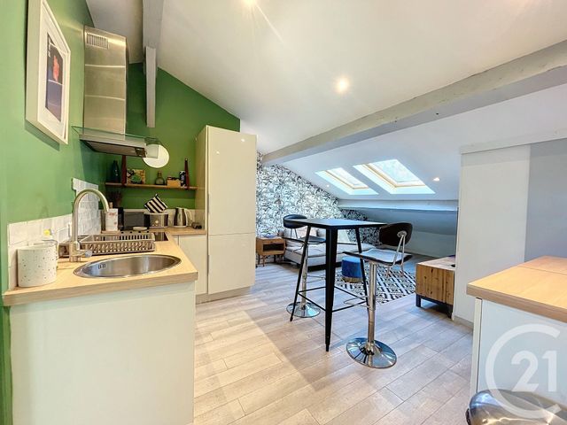 Appartement T2 à louer - 2 pièces - 23.25 m2 - CANNES - 06 - PROVENCE-ALPES-COTE-D-AZUR - Century 21 Immobilier Service