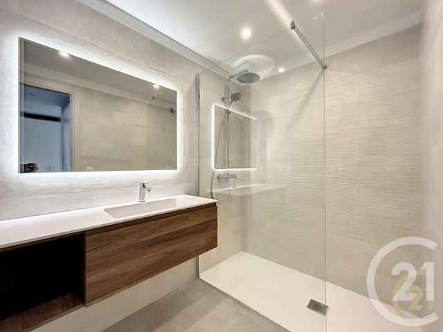 Appartement F3 à vendre - 3 pièces - 71.0 m2 - CANNES - 06 - PROVENCE-ALPES-COTE-D-AZUR - Century 21 Immobilier Service